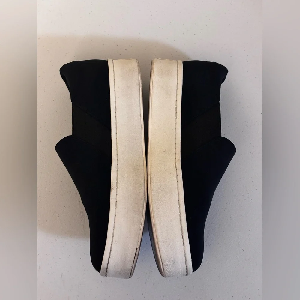 Vince women classic